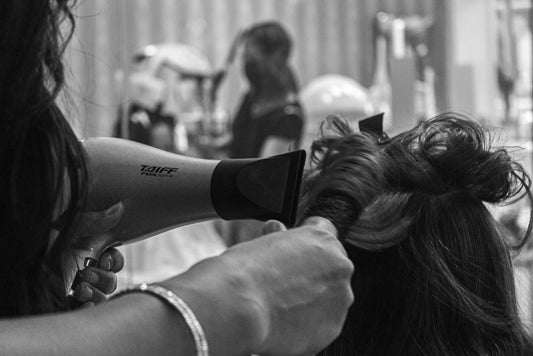 hair dryer round brush salon blowout